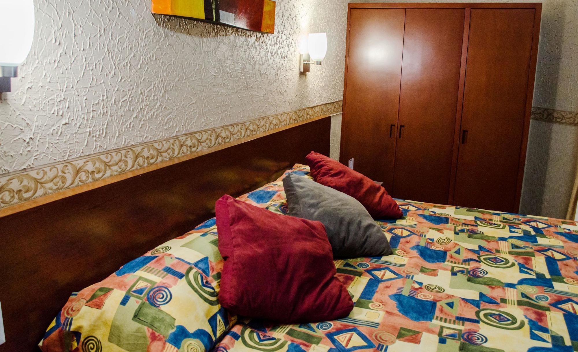 Hotel Posada Regis Guadalajara Luaran gambar