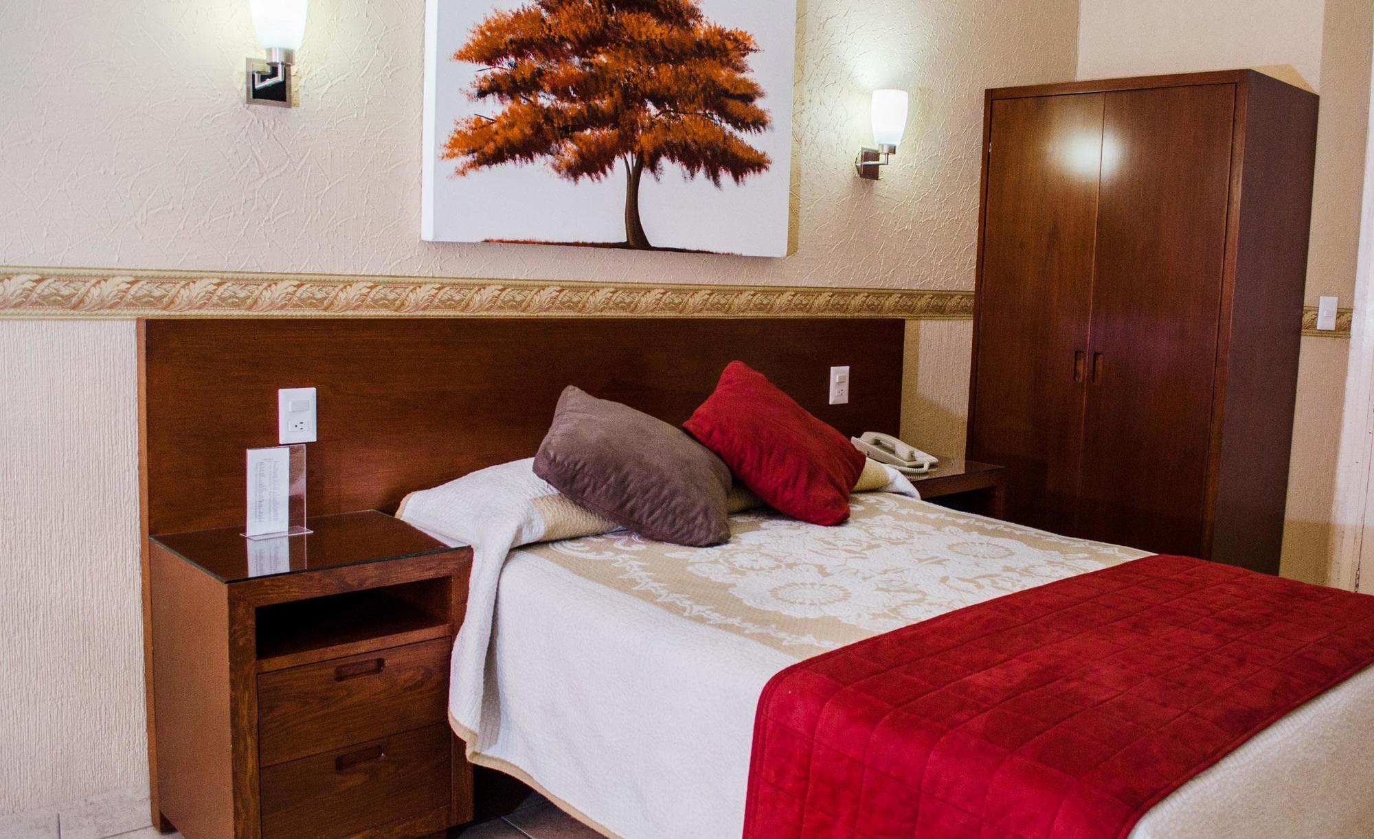 Hotel Posada Regis Guadalajara Luaran gambar