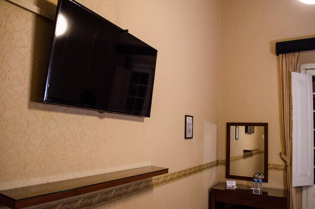 Hotel Posada Regis Guadalajara Luaran gambar